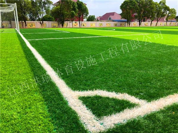 运动场地施工示例