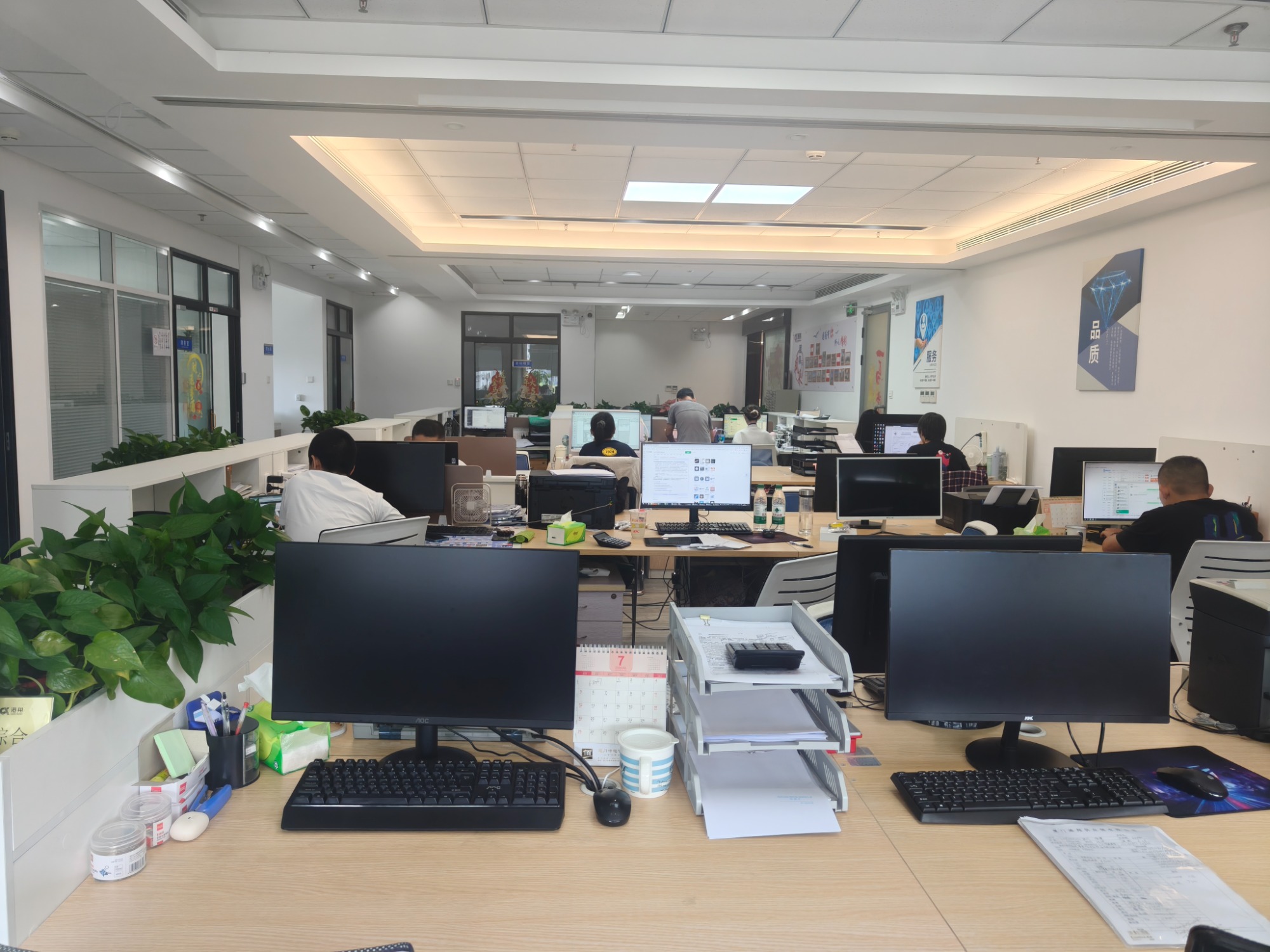 物流报关场景示意图