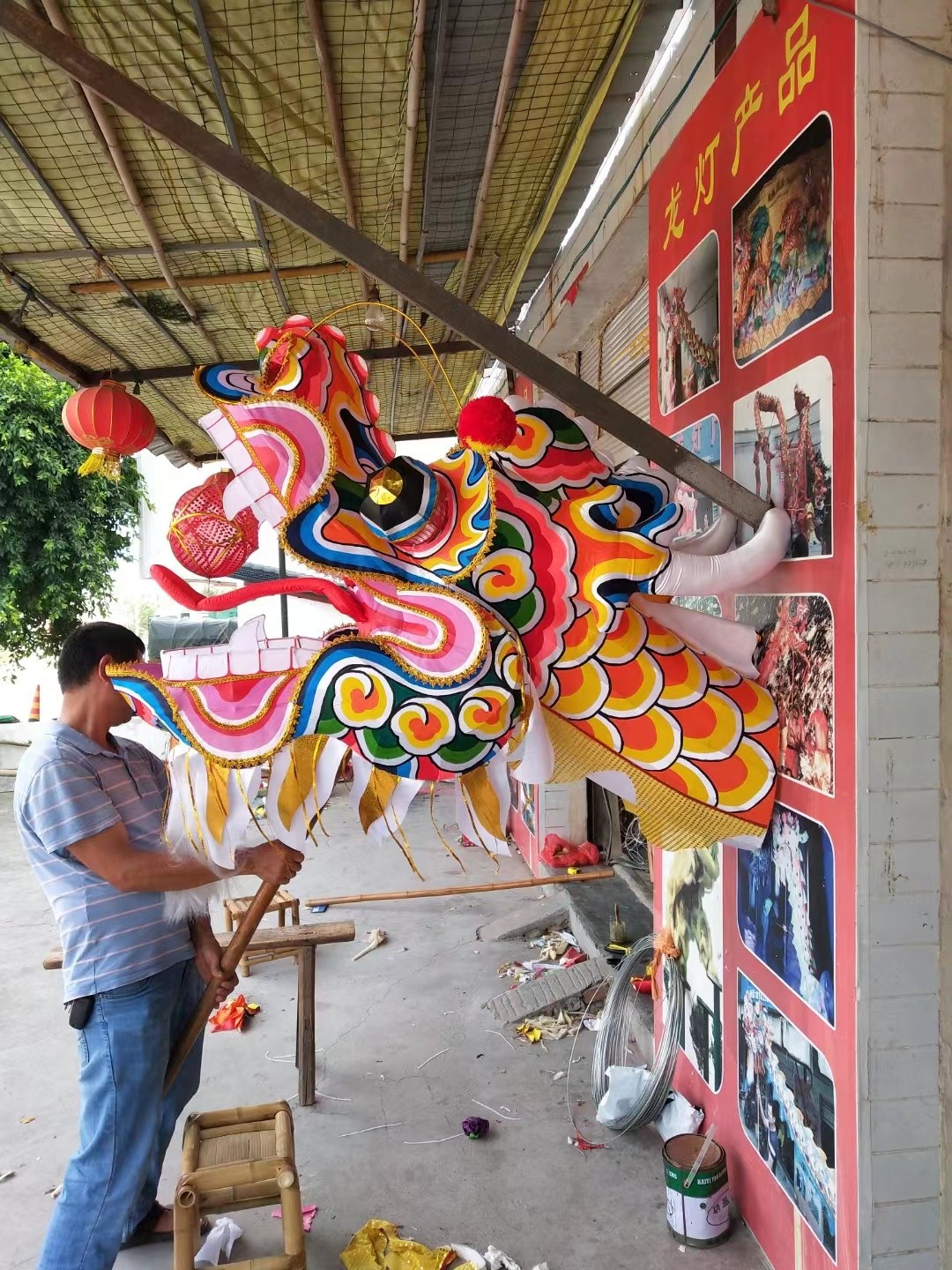 竹编龙灯工艺展示