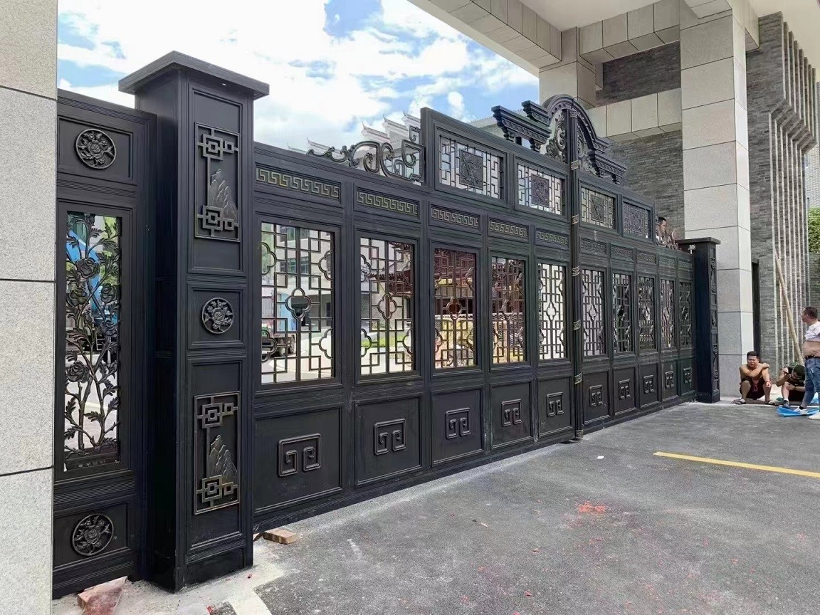 庭院铝艺门实景图