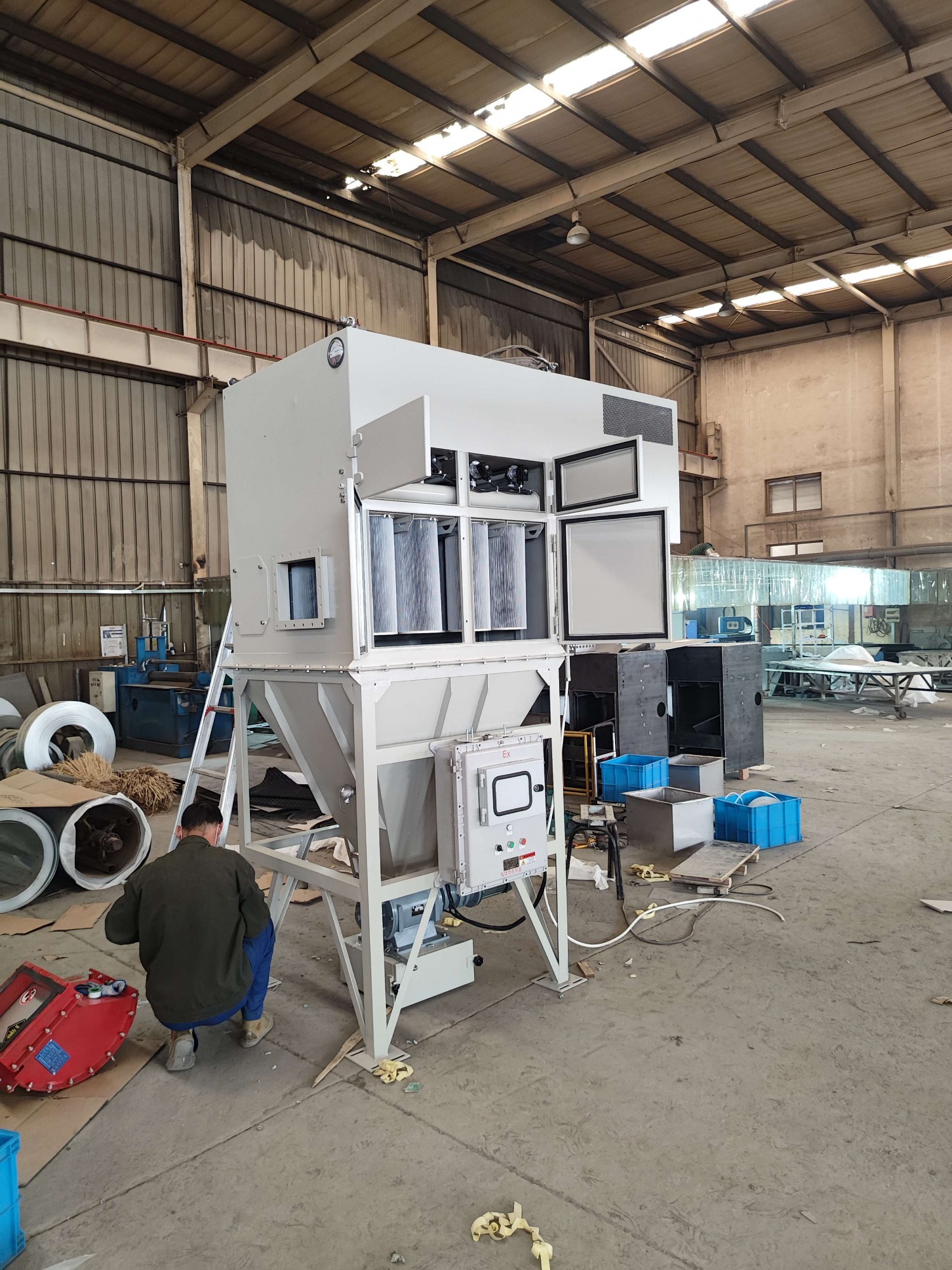 Industrial Exhaust Treatment Equipment