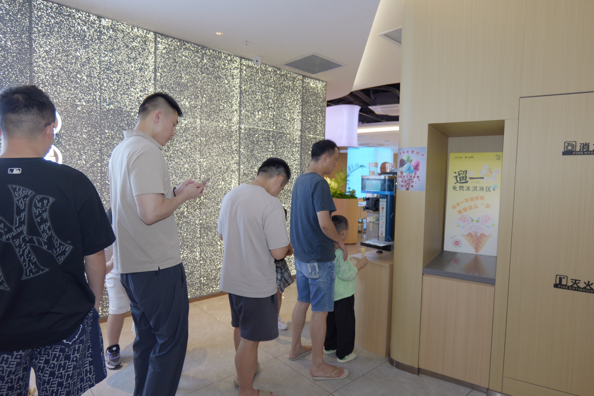 海鲜牛肉火锅餐饮店服务流程示意