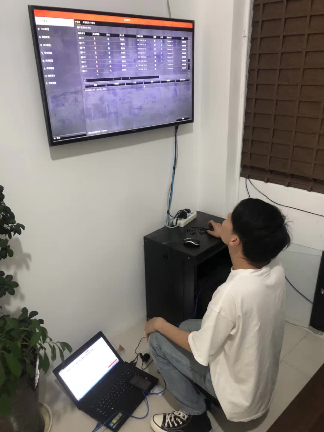 智能门禁道闸终端安装实景