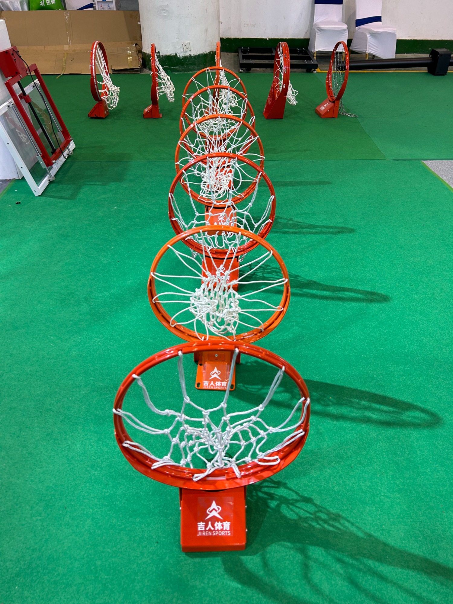 悬空吊顶折叠篮球架结构展示