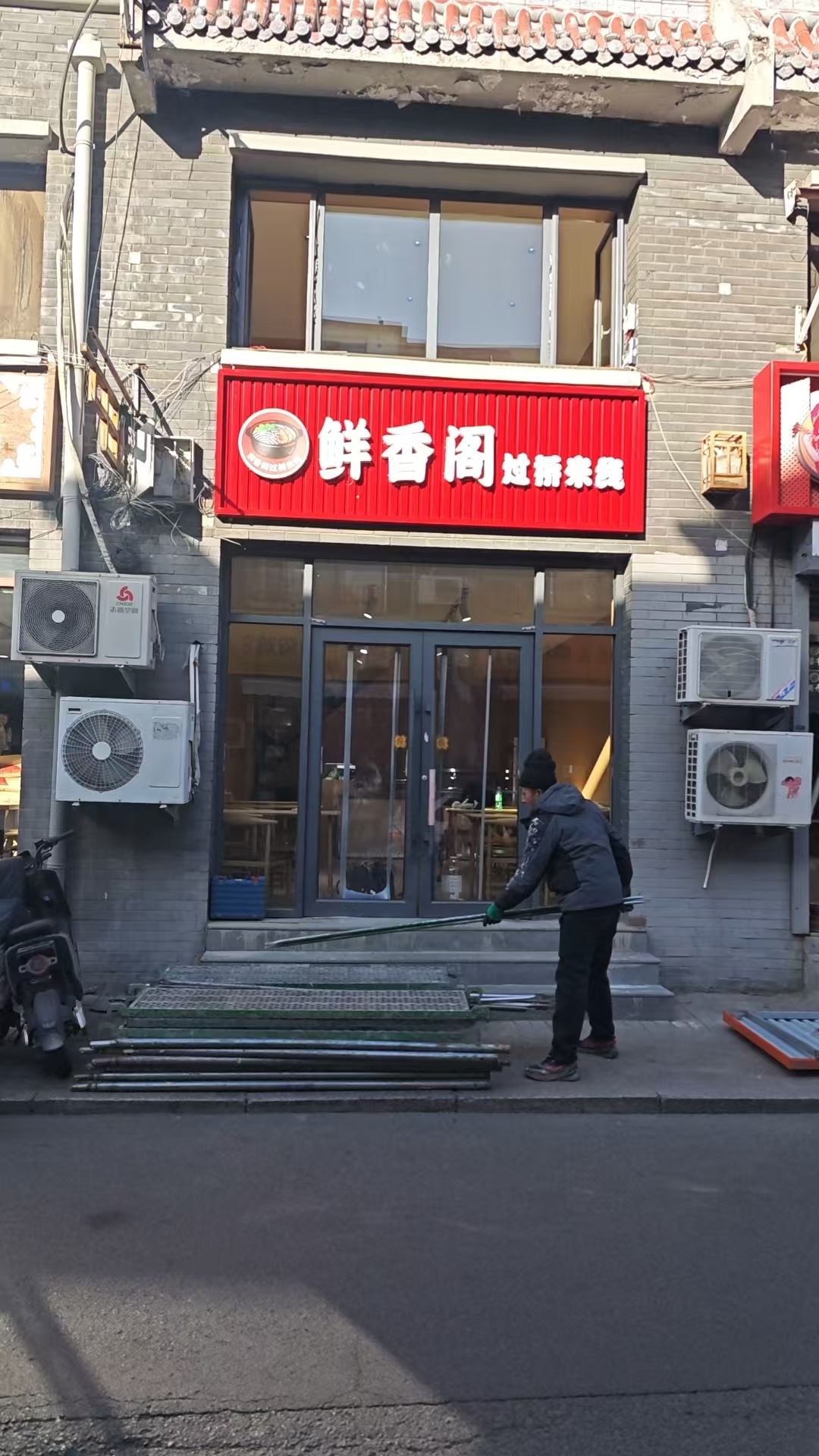 门头广告定制施工现场