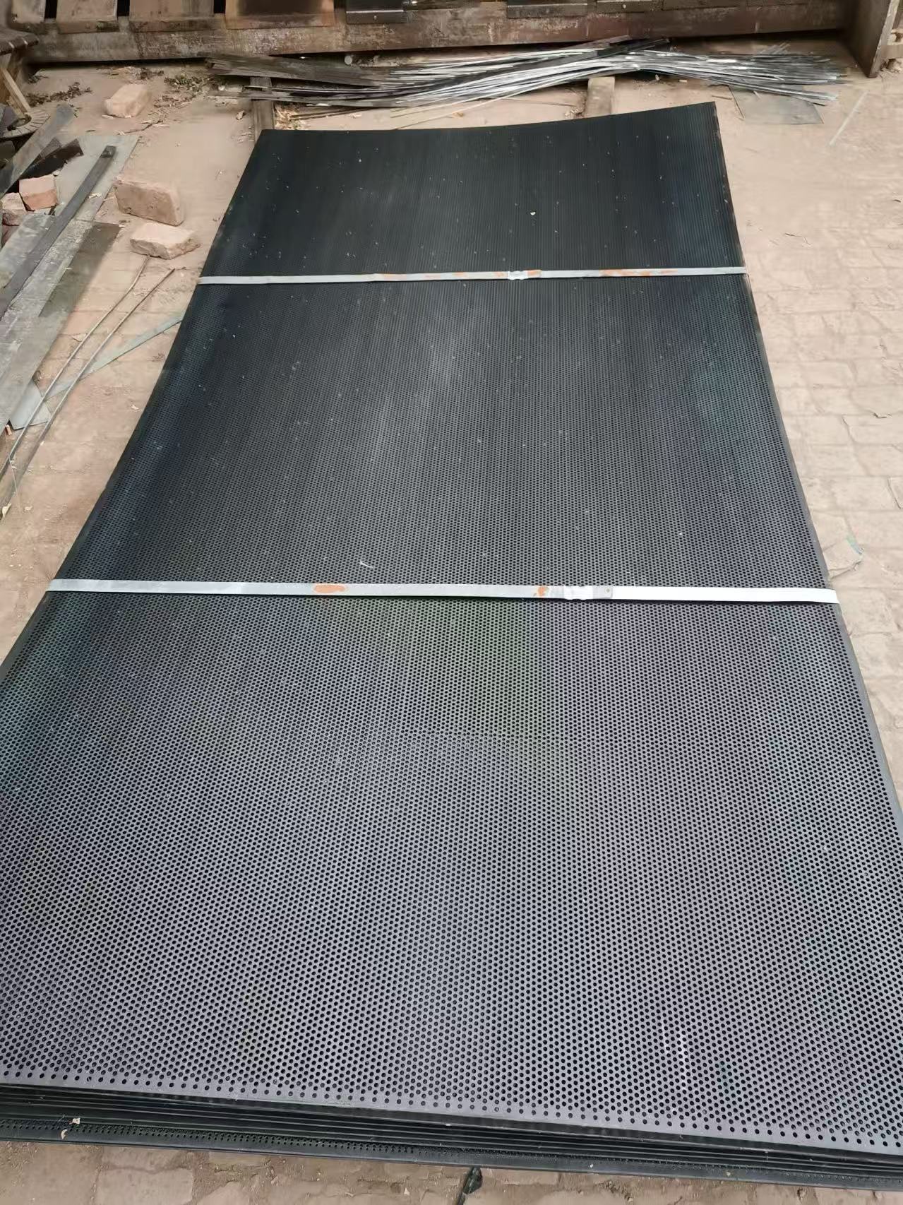 多孔板生产工艺细节