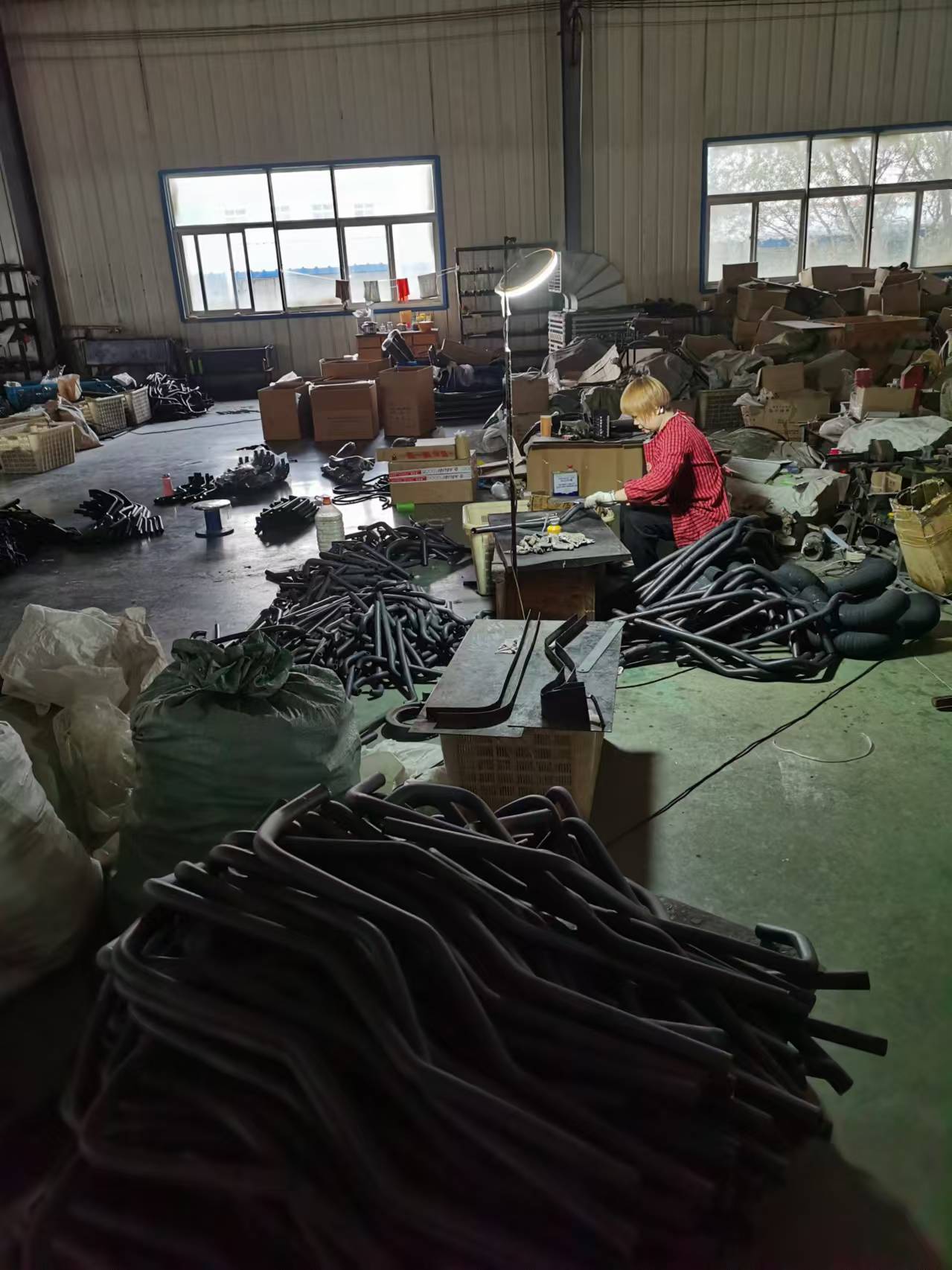 工业流体管道配件生产实景