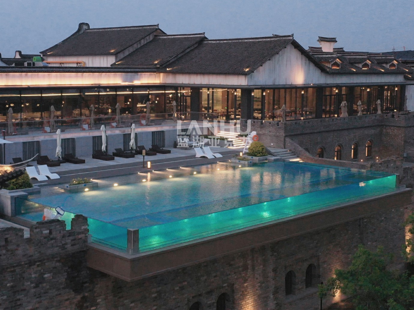 acrylic-pool-design
