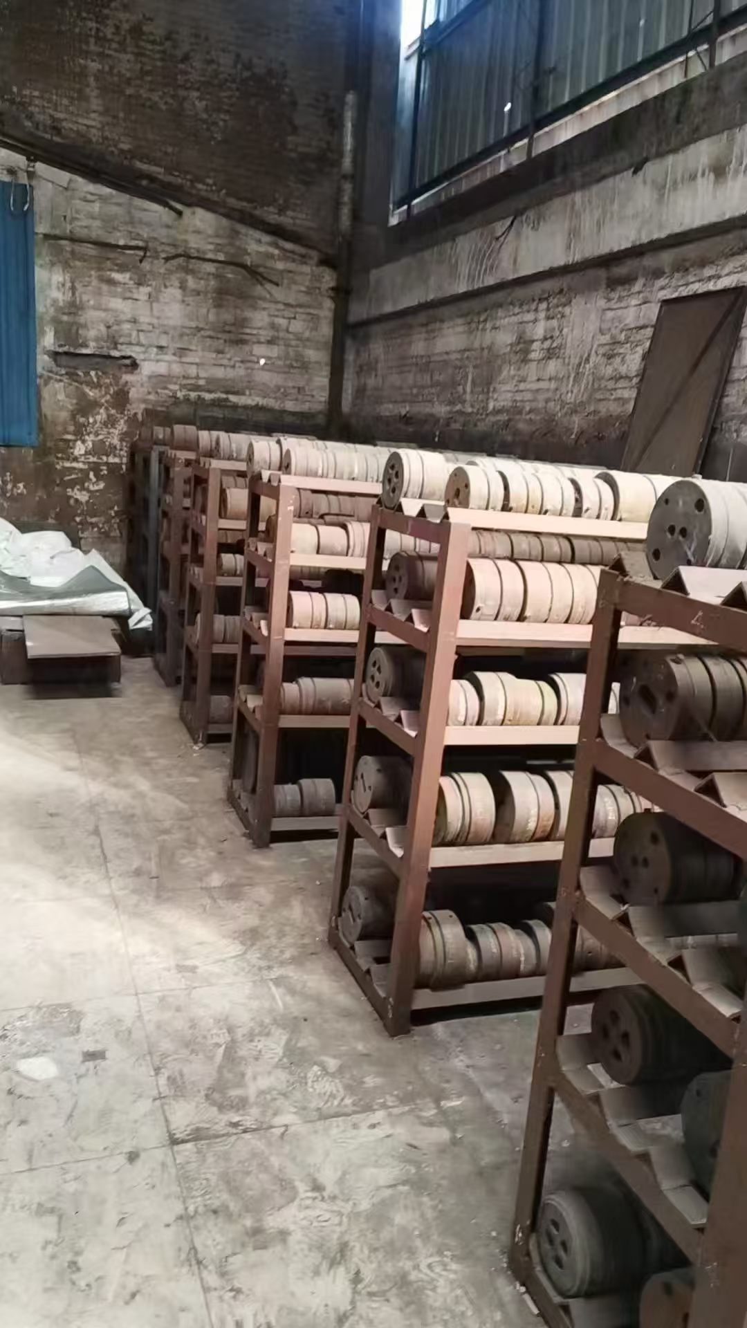 电缆回收现场作业