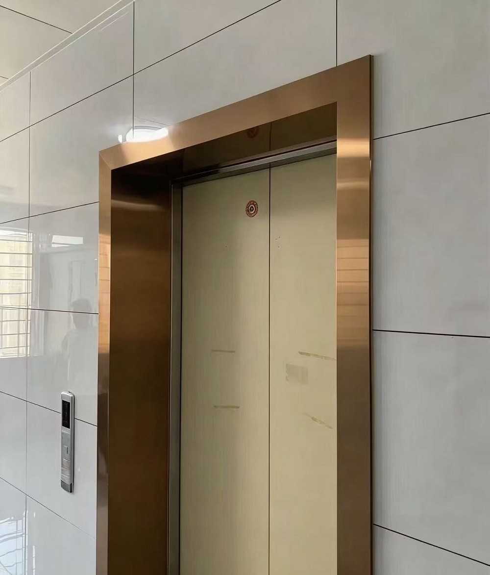 锌合金电梯门套实拍