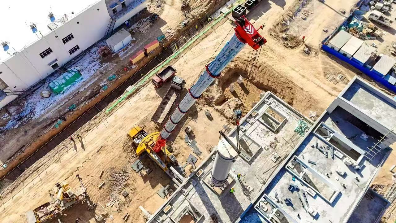 吊车作业实景