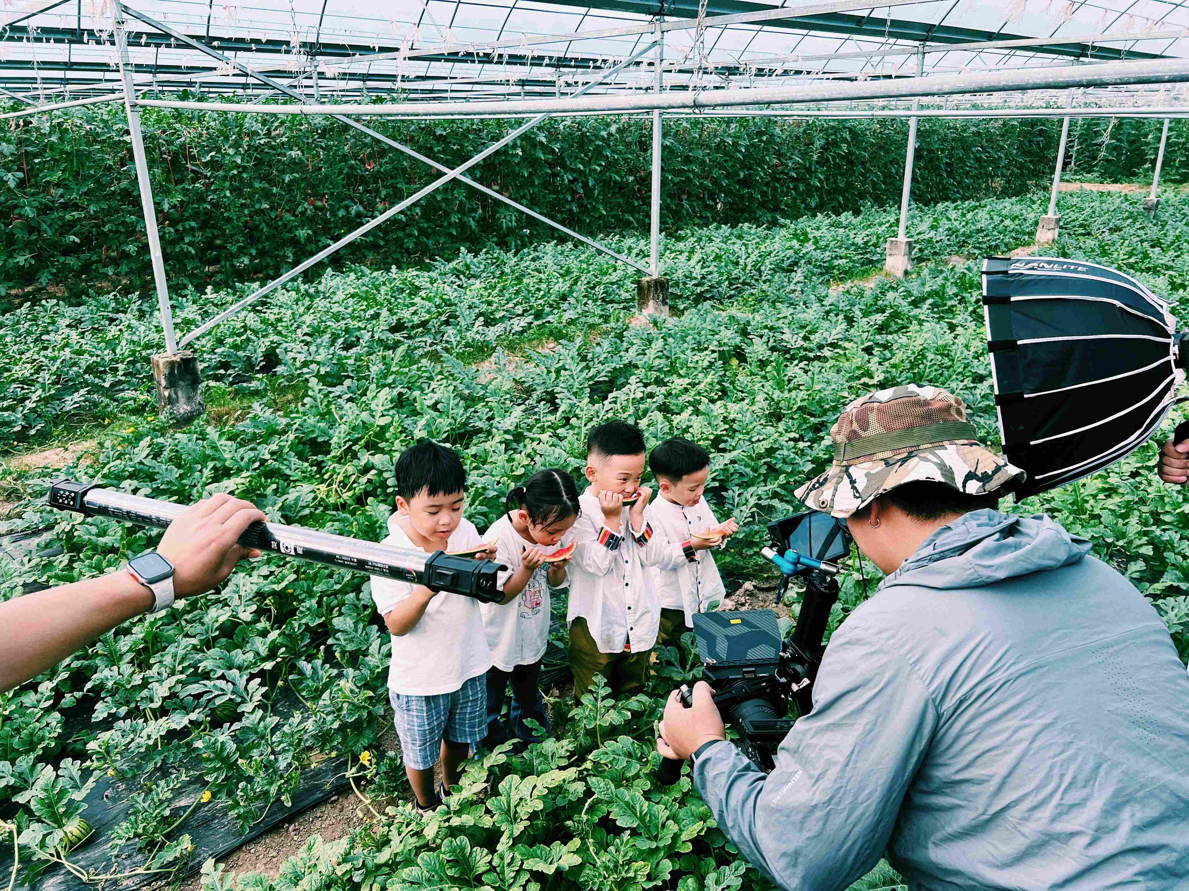 车子拍摄工作现场