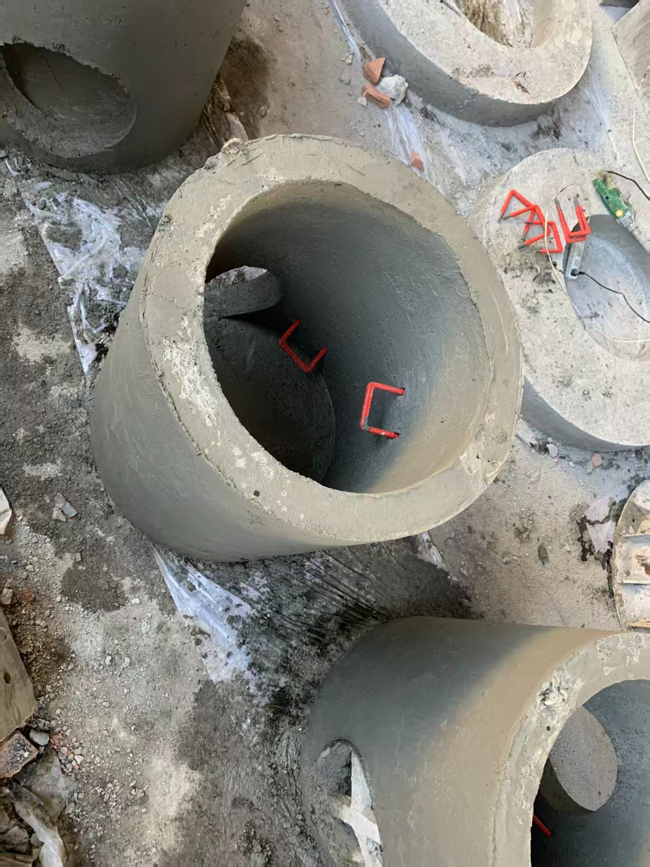 水泥预制构件生产现场