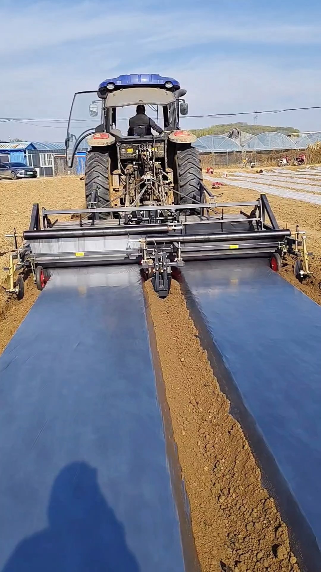 Multi-functional planting machine in field