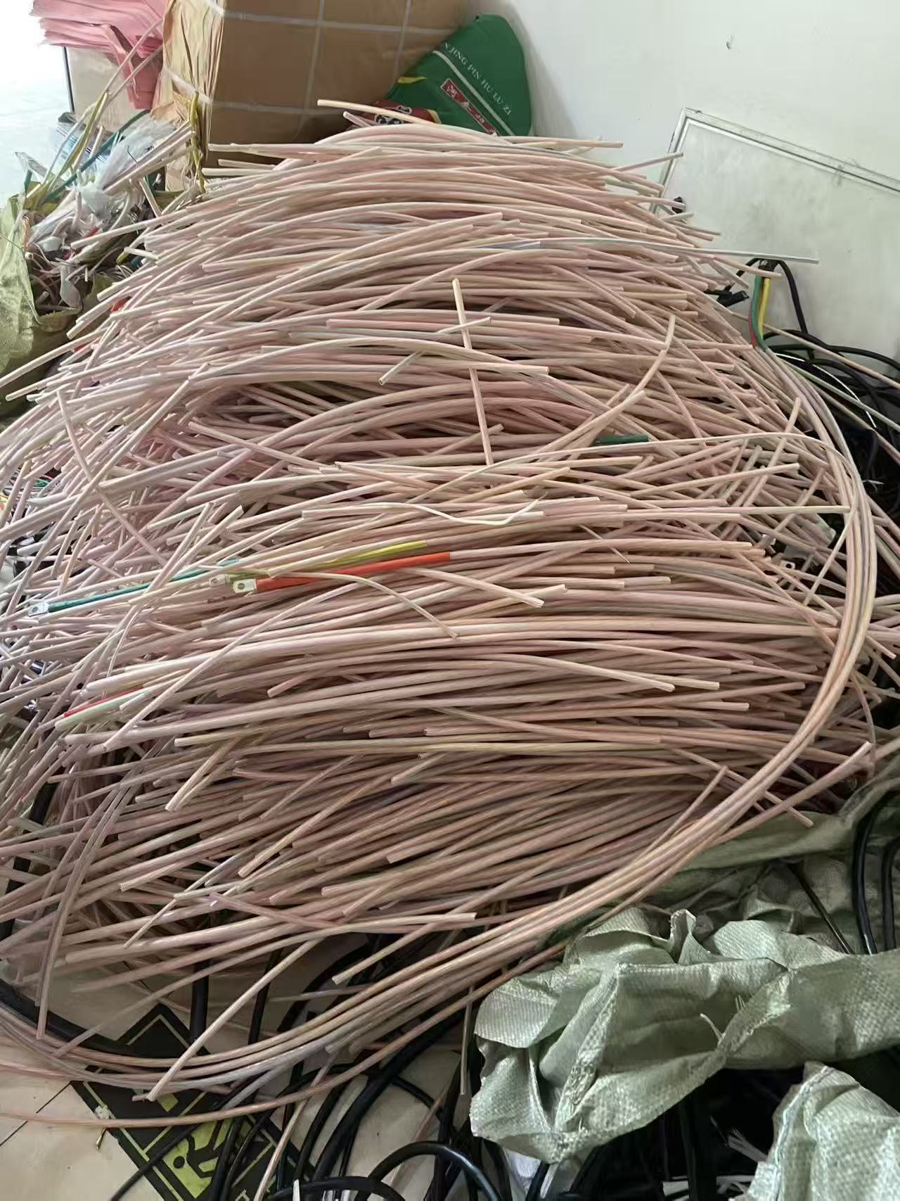电缆回收现场评估作业