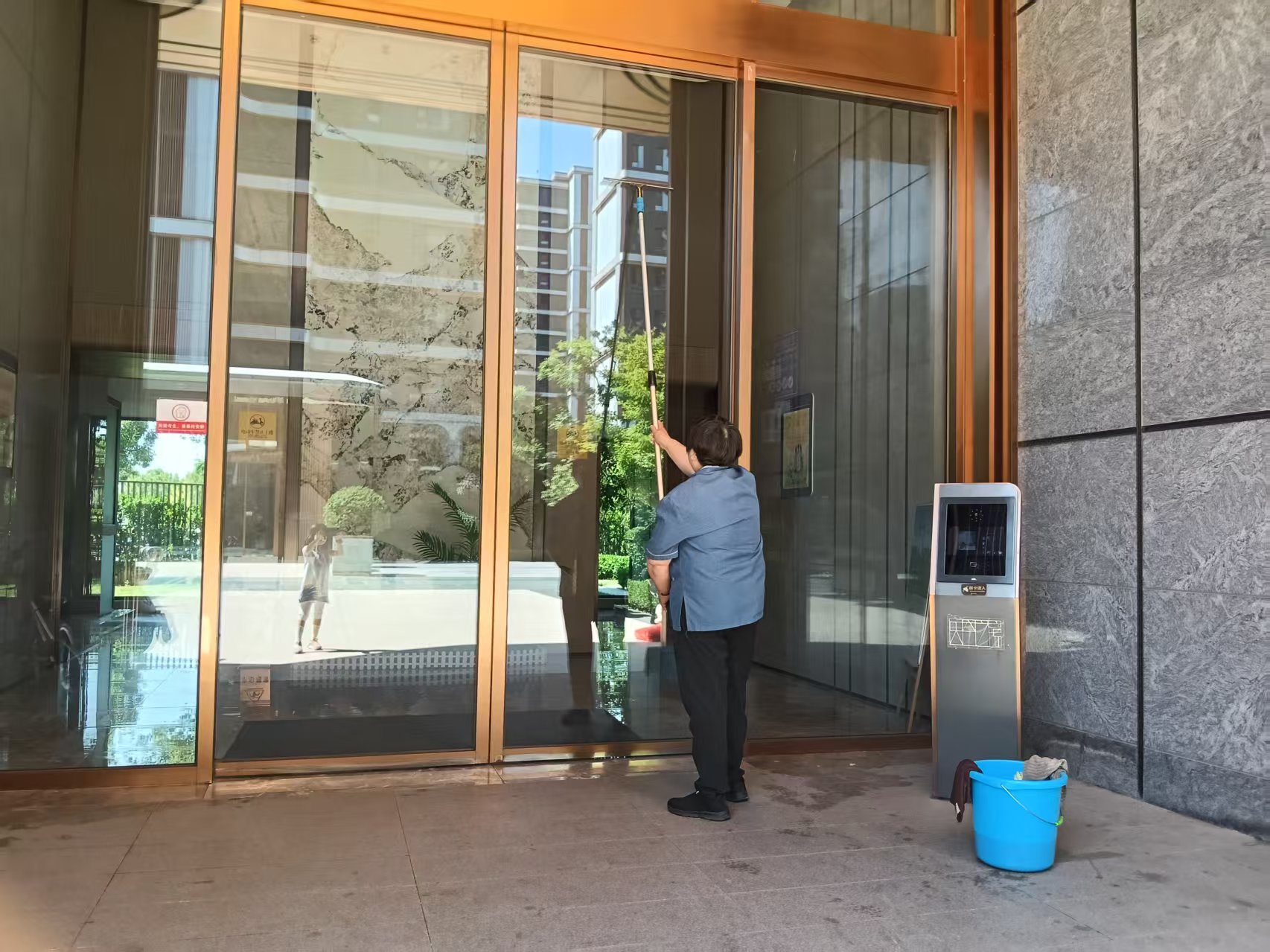 天津专业的高速物业服务公司现场作业实景
