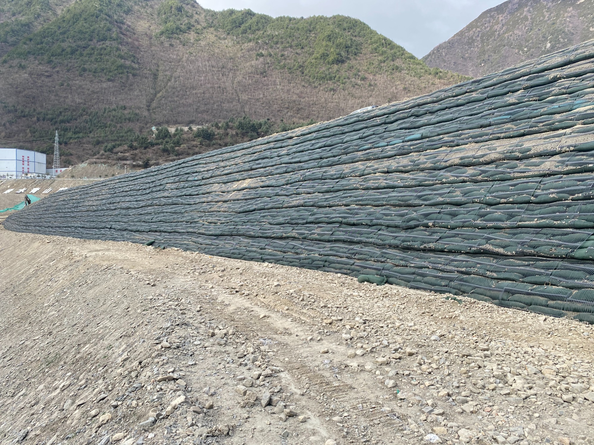 湖南地区基建项目土工格栅应用示意