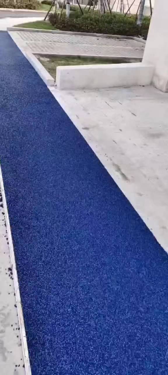 MMA彩色路面施工示例