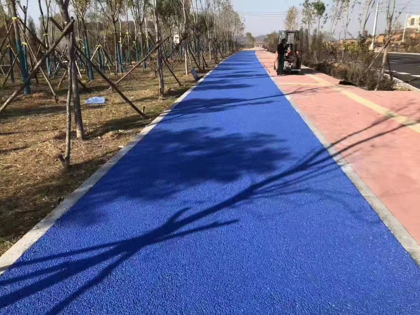 MMA道路修补料应用示例