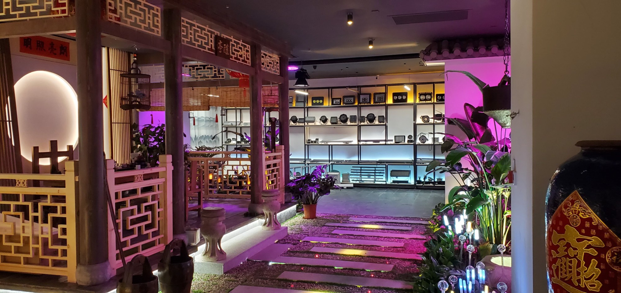 LED户外亮化灯具实物展示