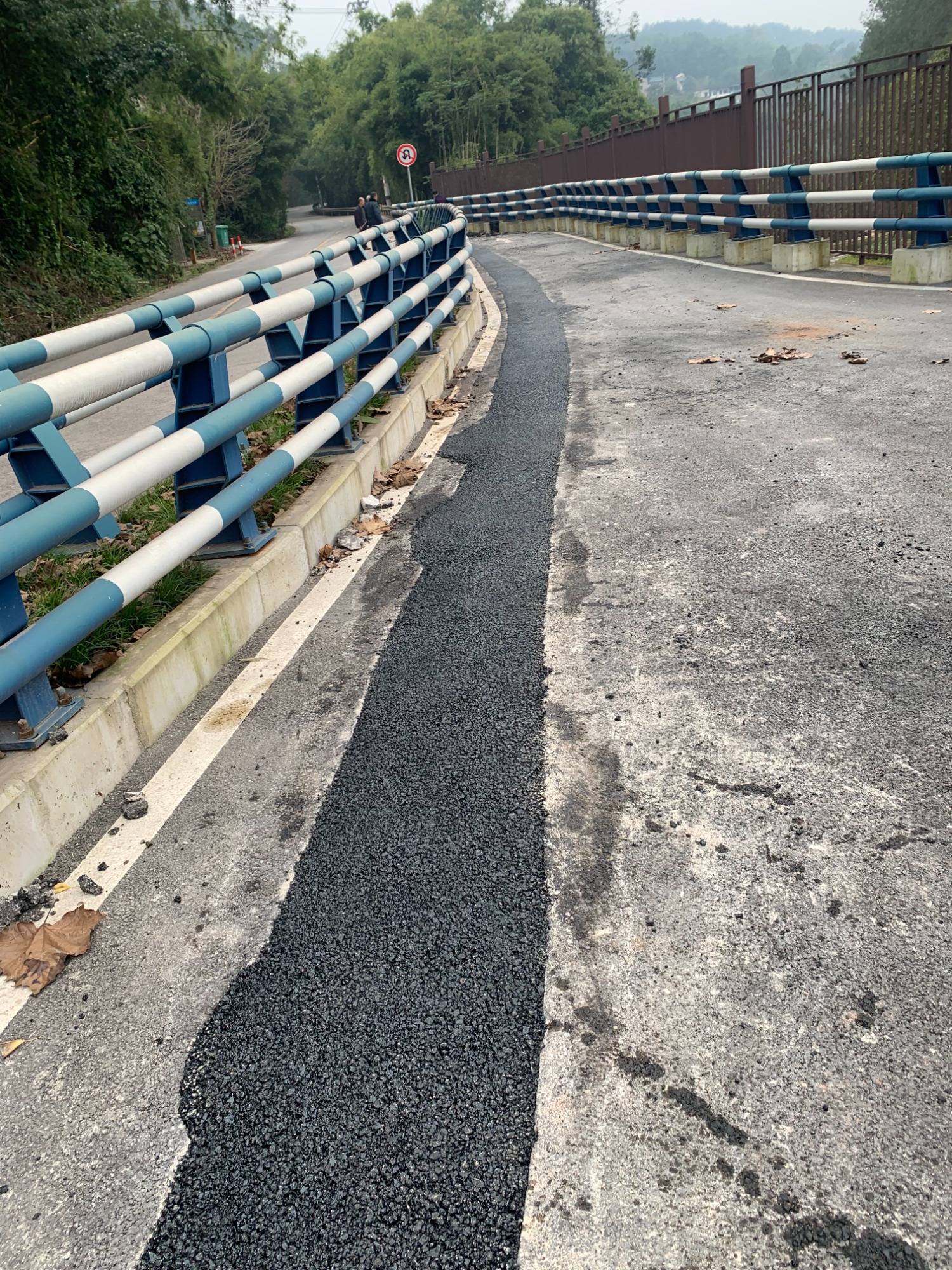 彩色沥青路面施工现场