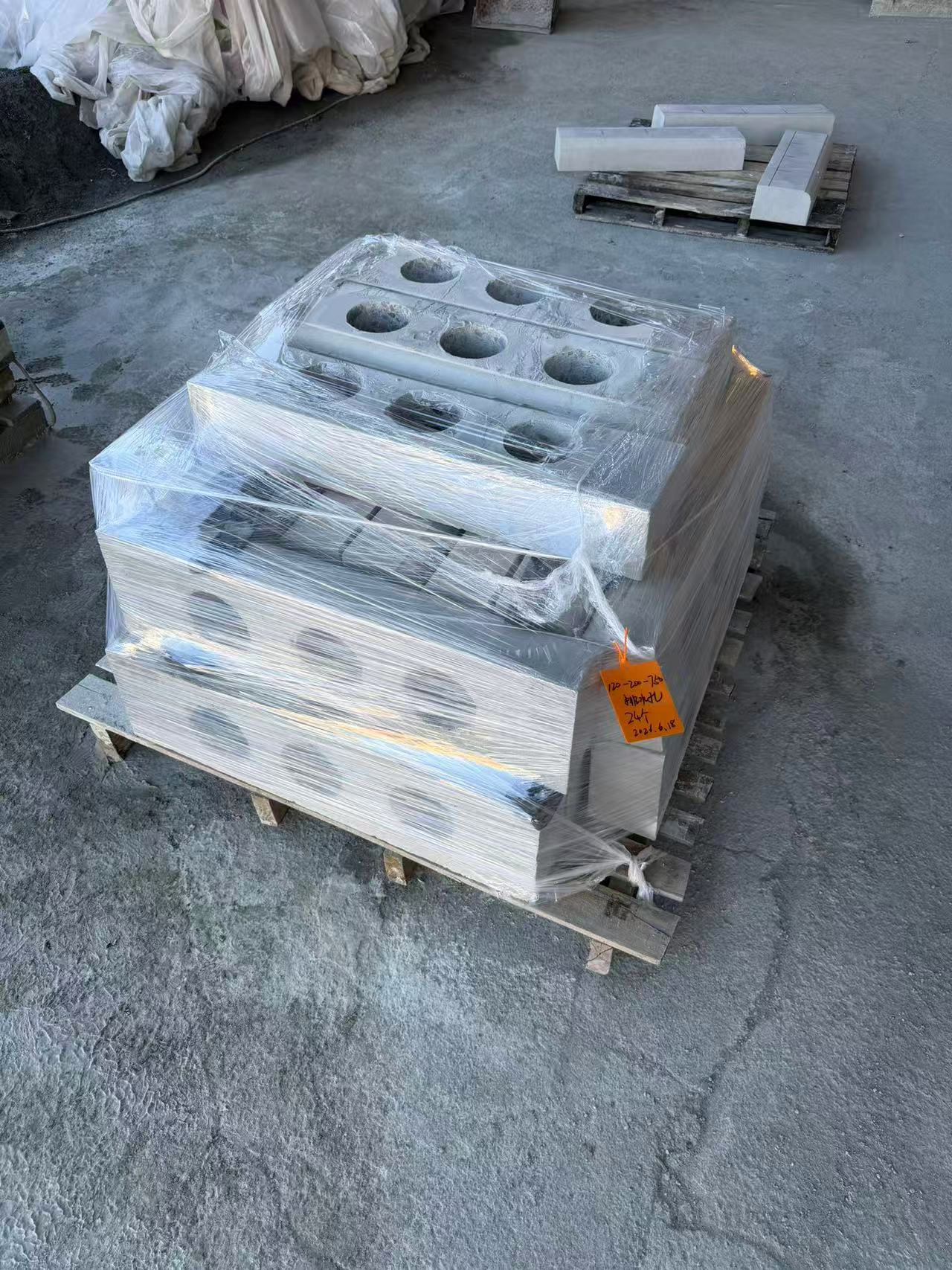风力发电水泥垫块生产线实拍