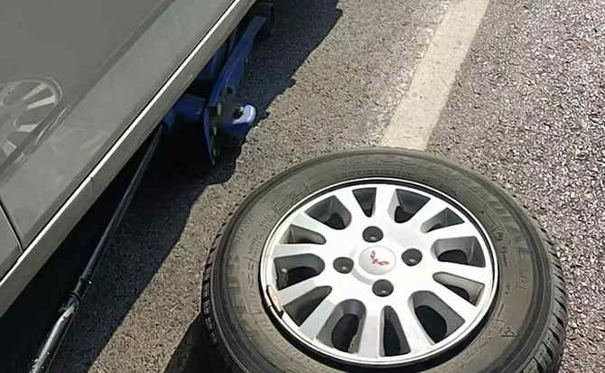 新能源汽车救援现场