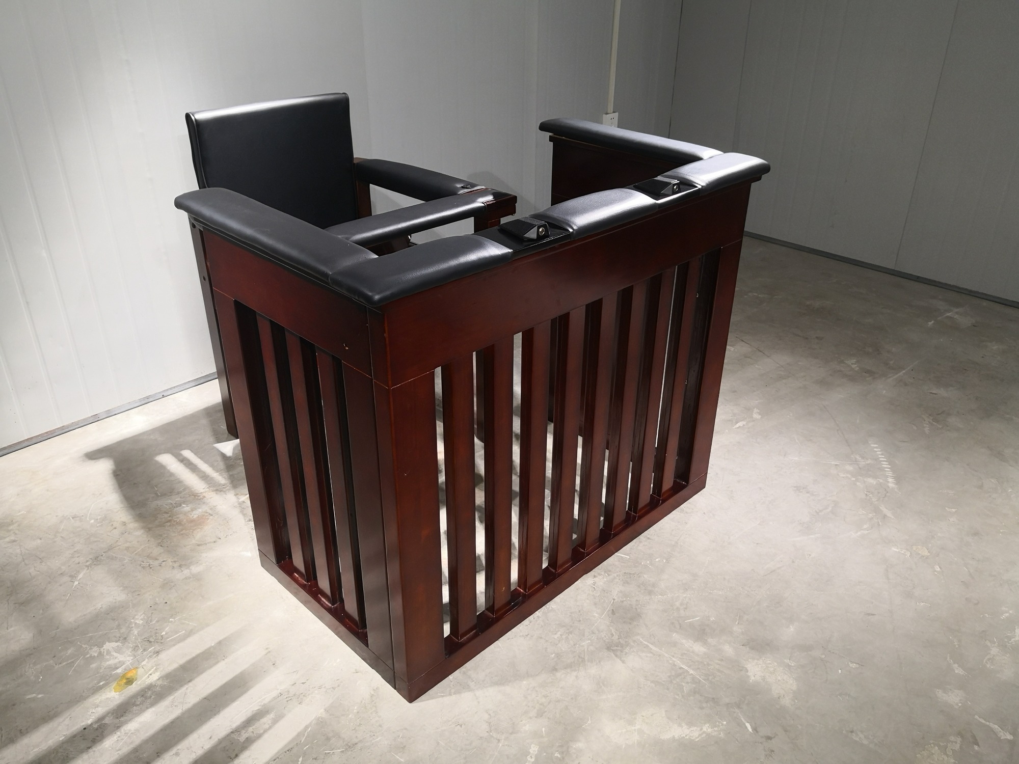 **安防家具实拍