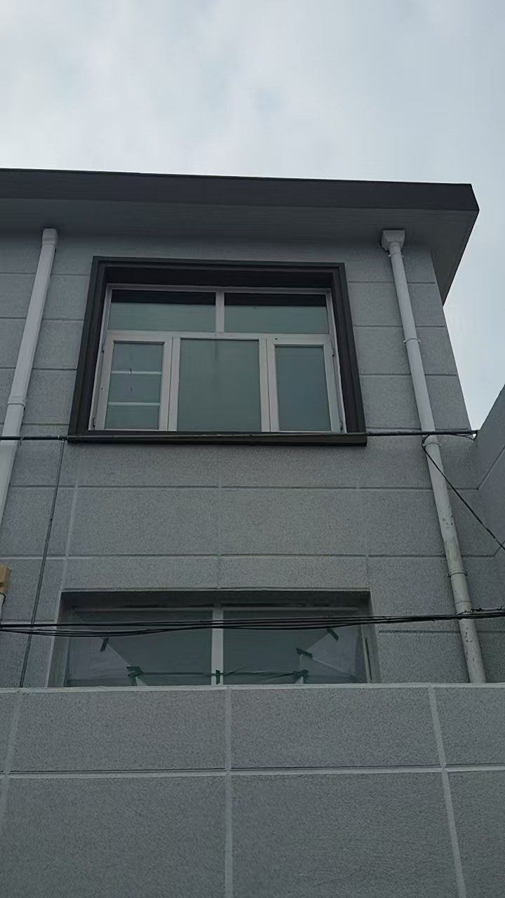 任丘旧楼外墙改造施工现场