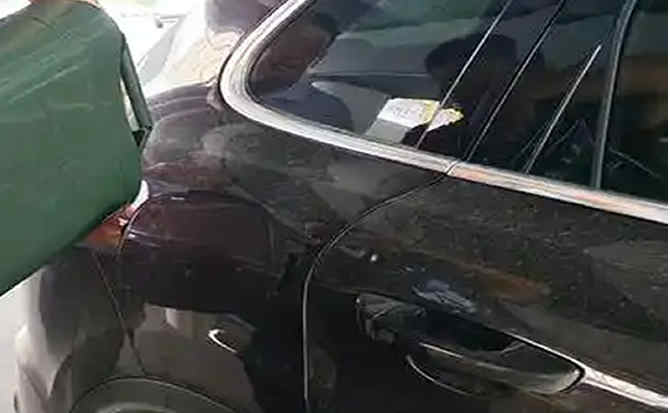 汽车道路救援实拍