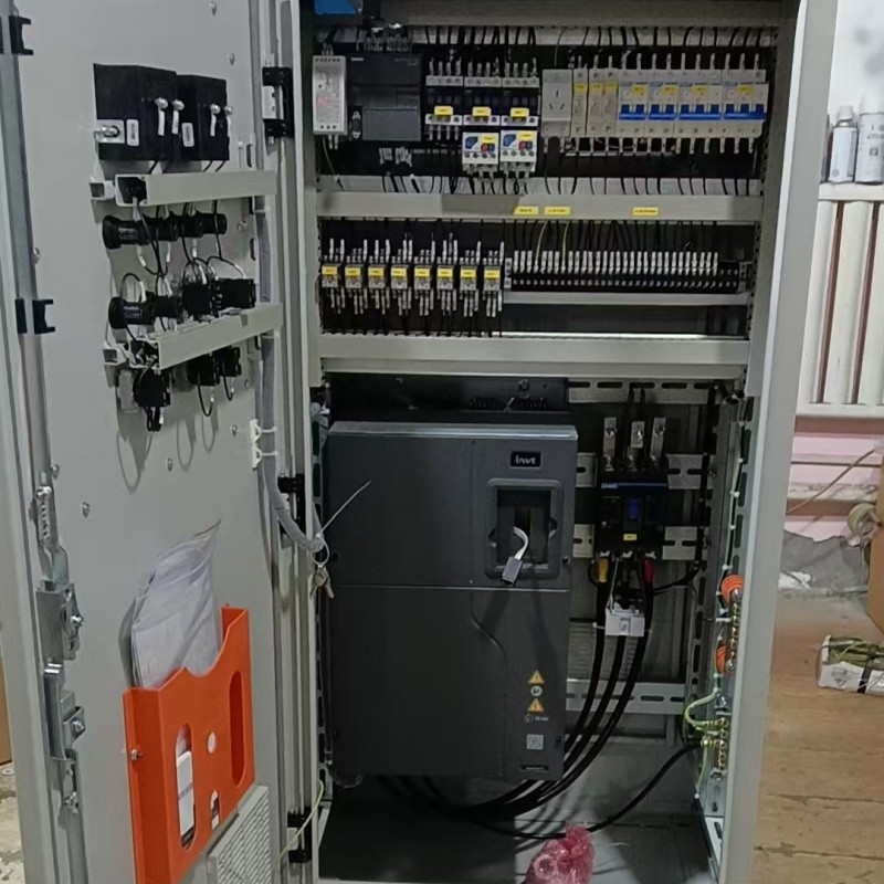 水处理PLC控制柜内部布线实拍