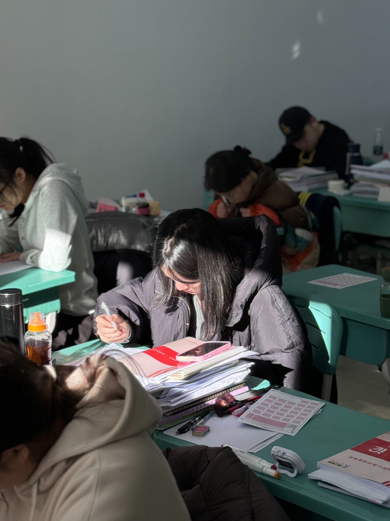 备考场景示意图