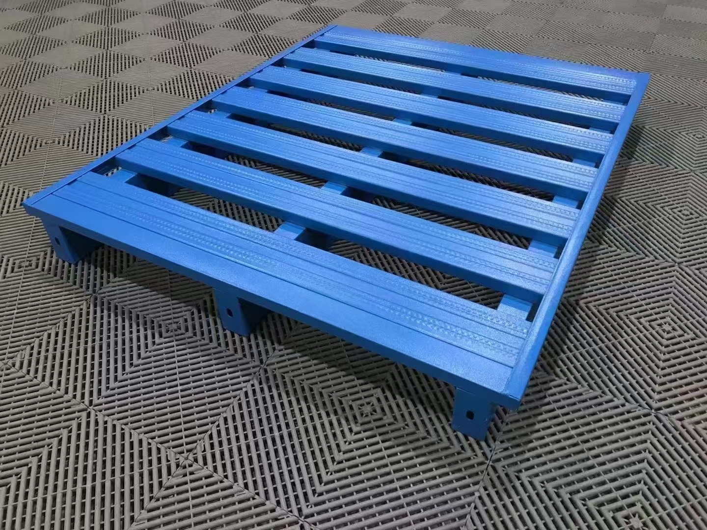 仓储设备展示