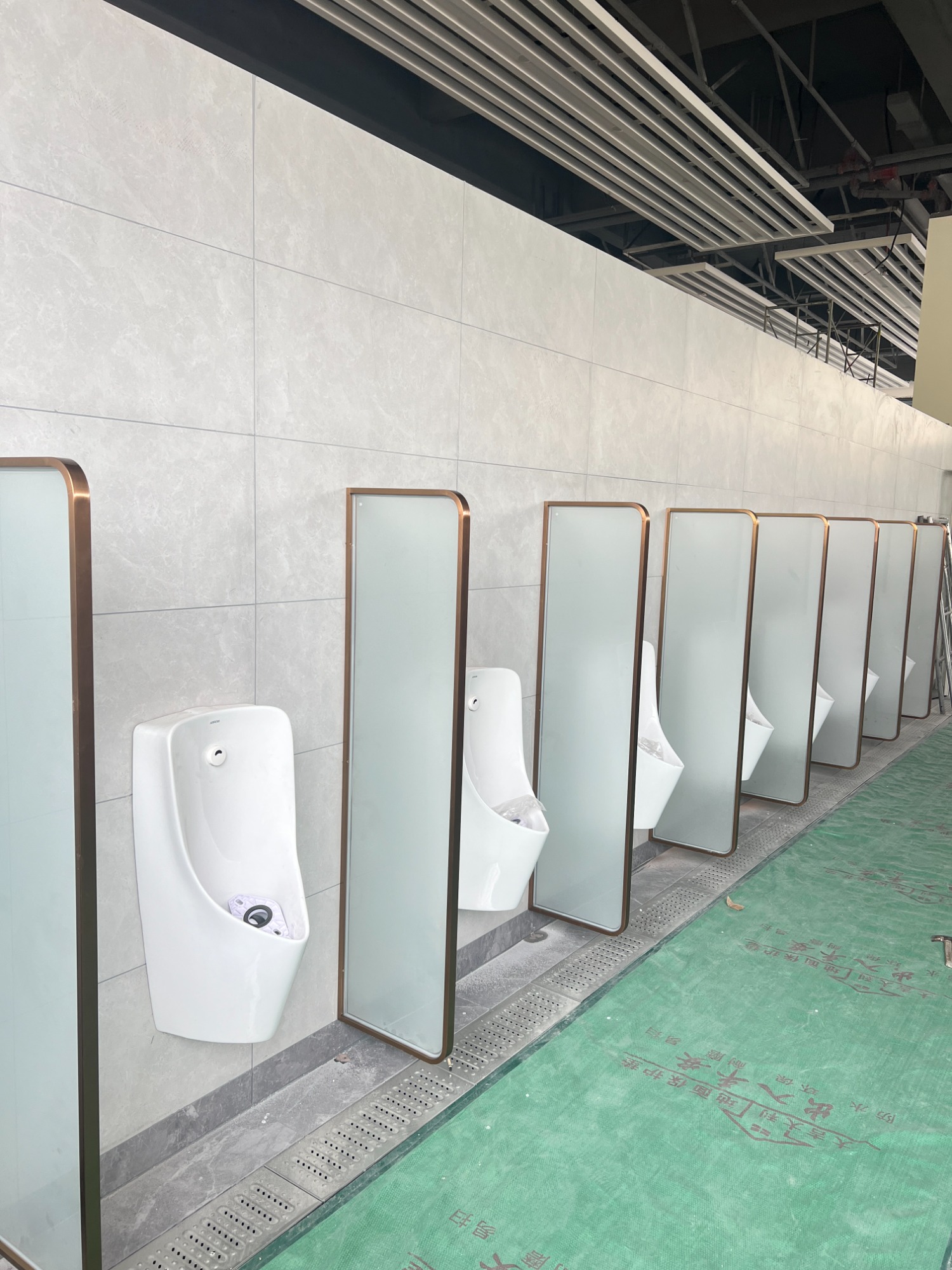 景区卫生间隔断施工实景