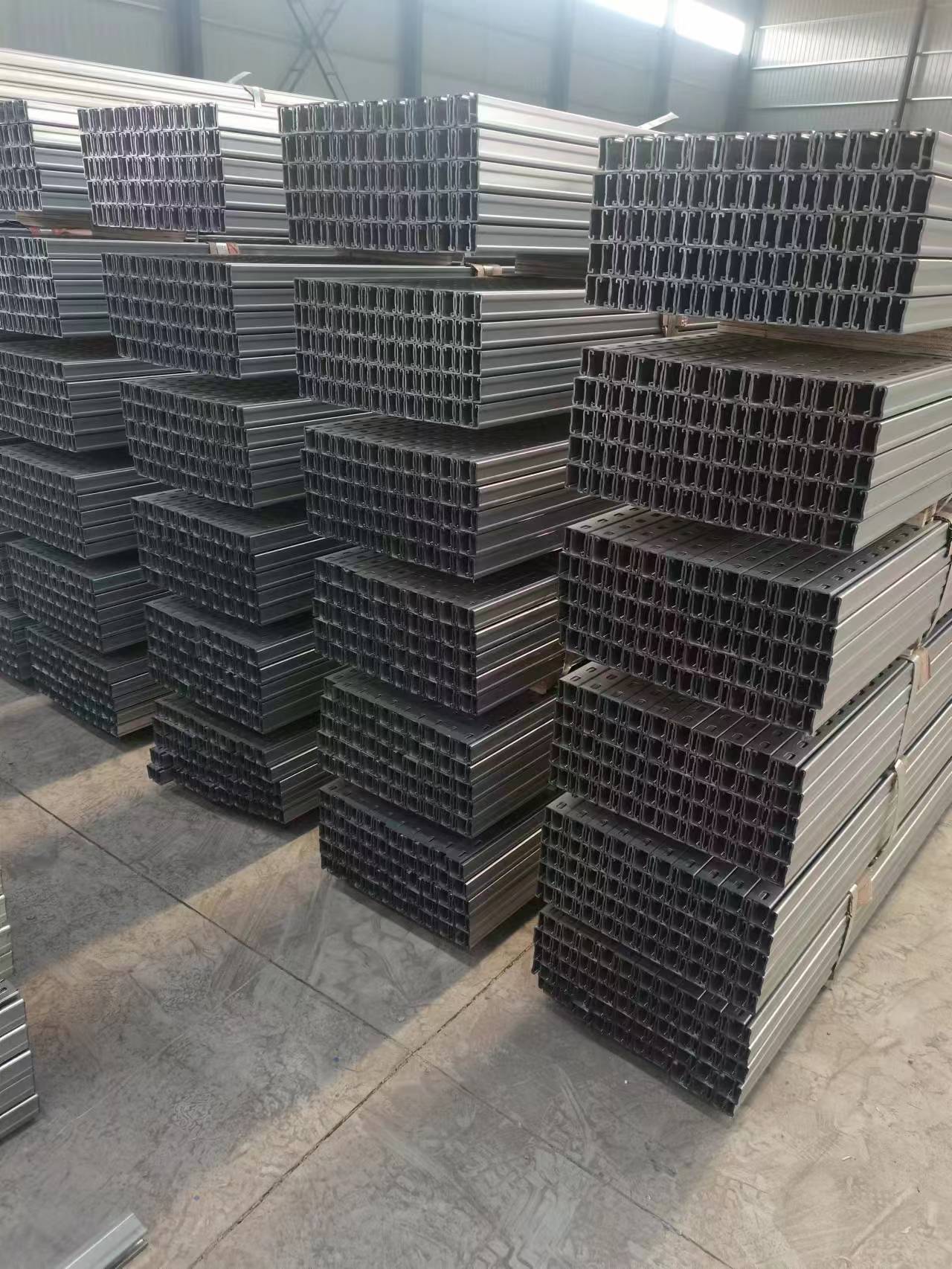 光伏悬索支架管材库存