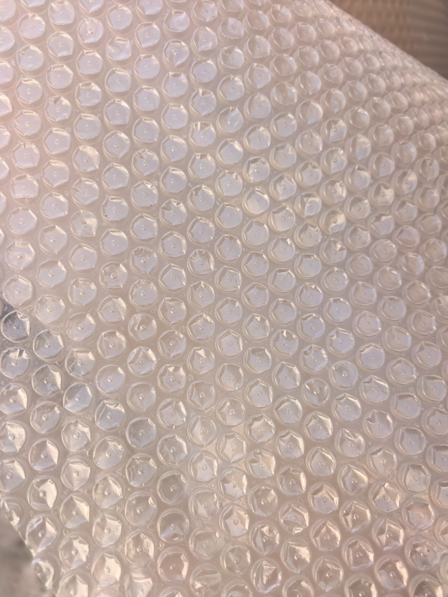 Double-layer bubble wrap application