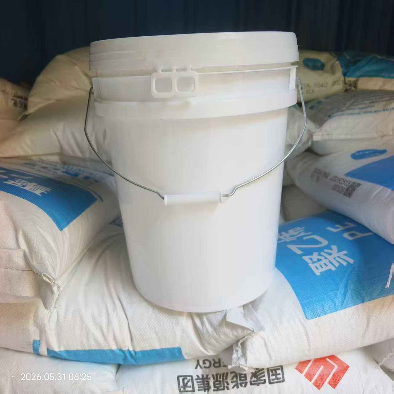 Plastic Container Manufacturing