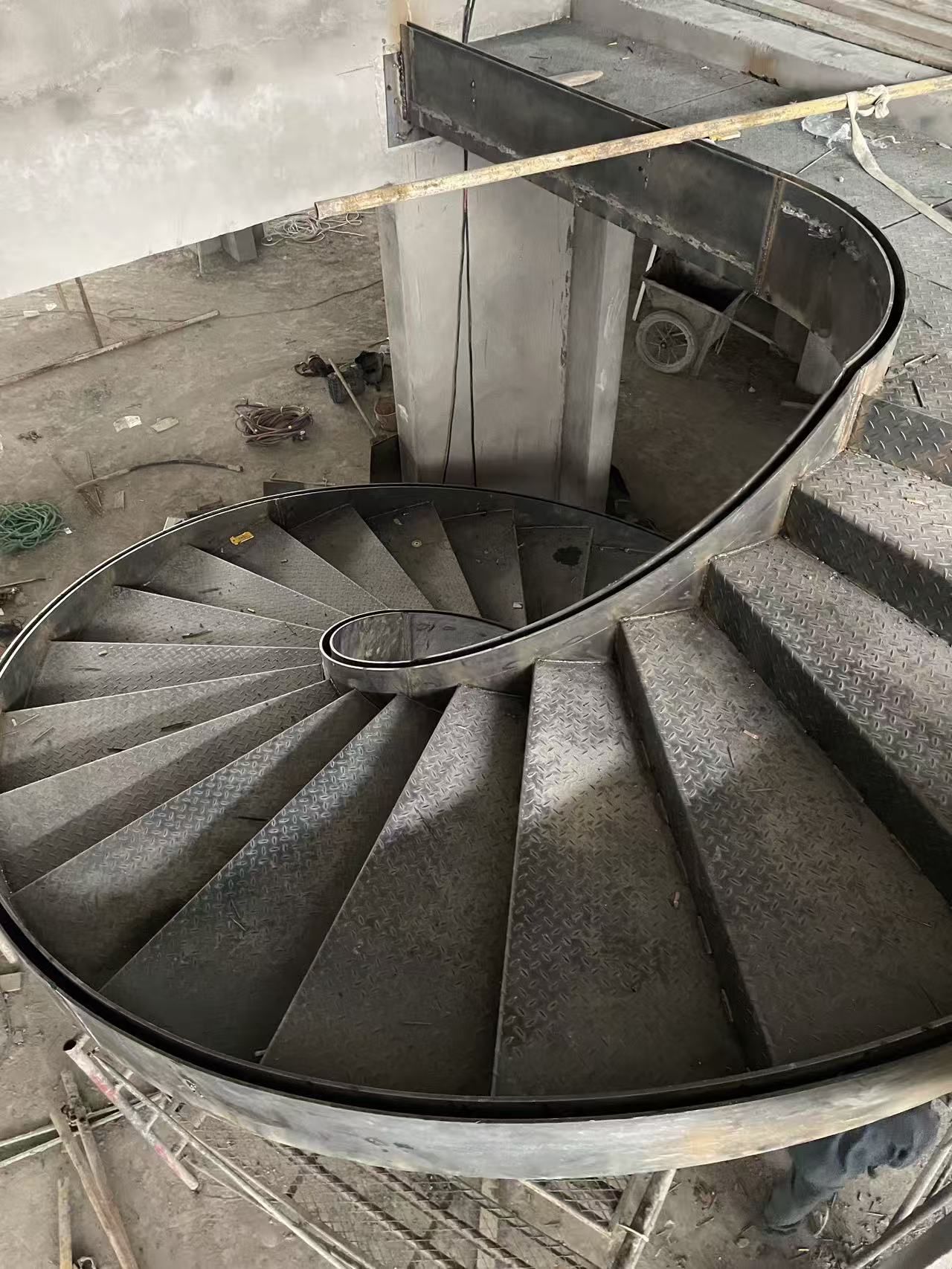 钢结构施工现场