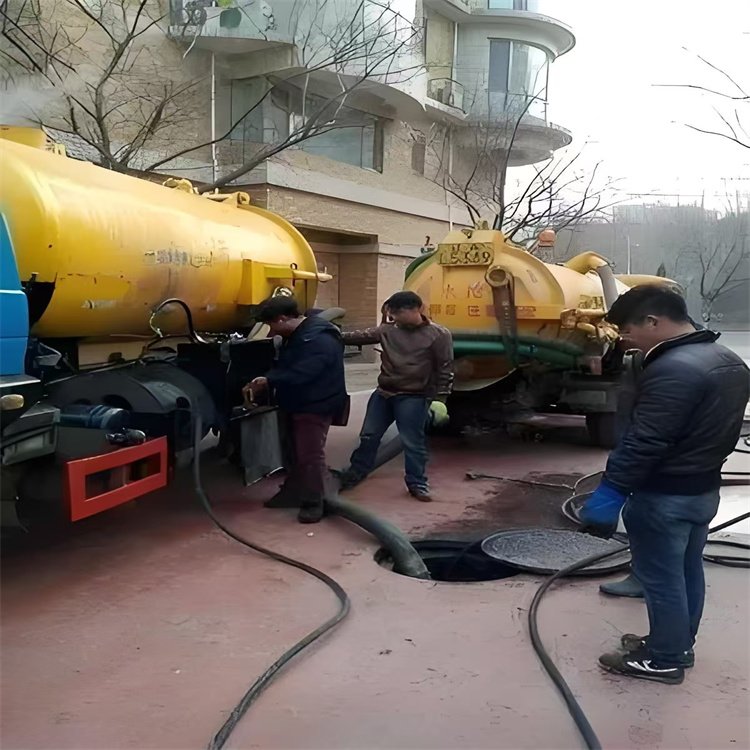 华捷通管道清洗作业现场