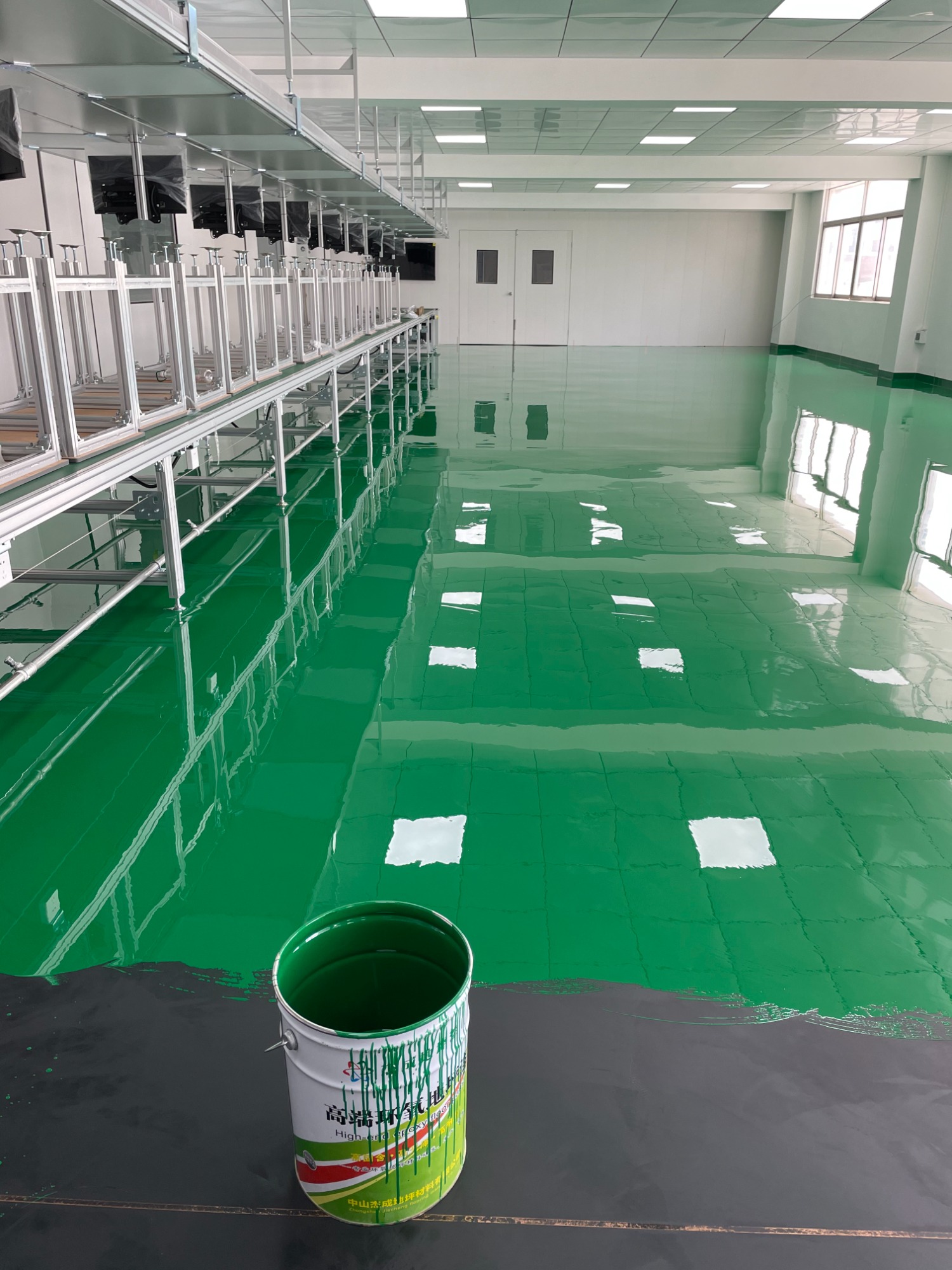 防静电环氧自流平施工现场