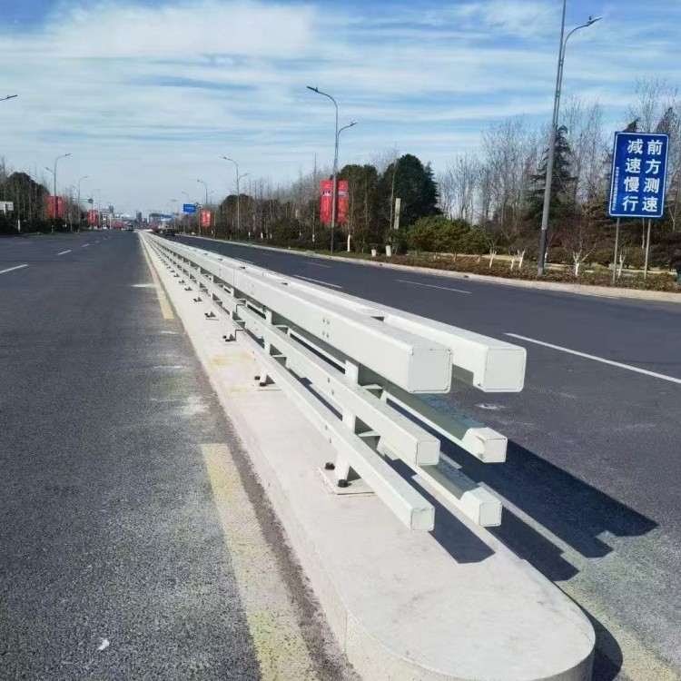 泉州市路边防撞护栏