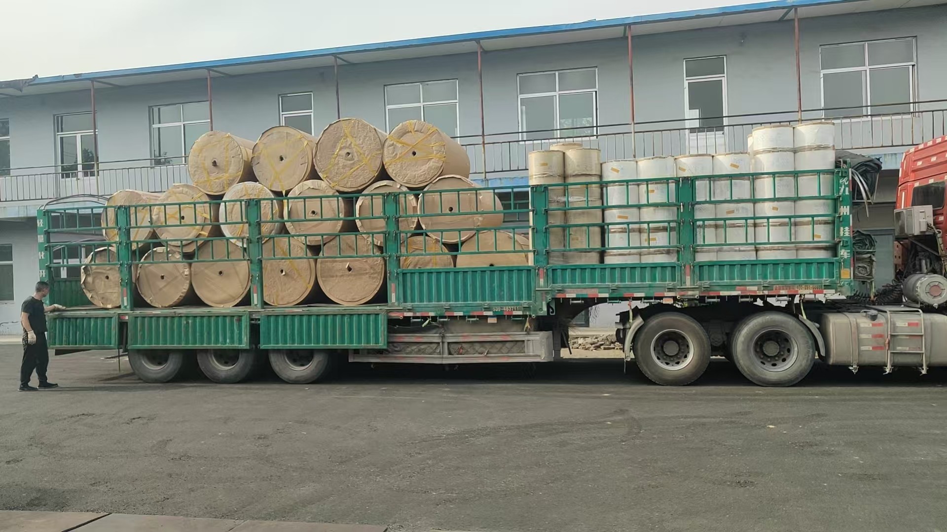 淋膜复合纸生产工艺展示