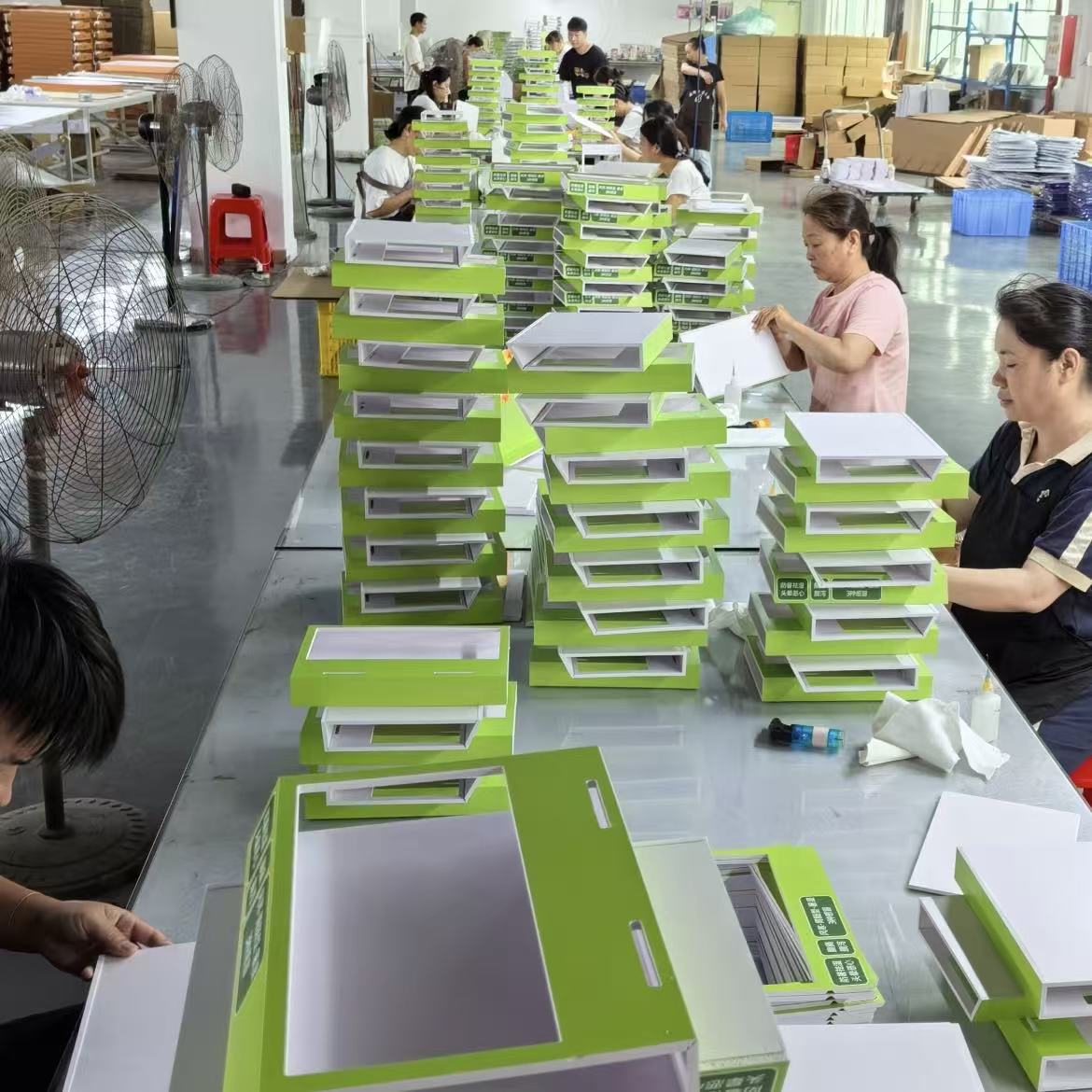 广告加工产线实景