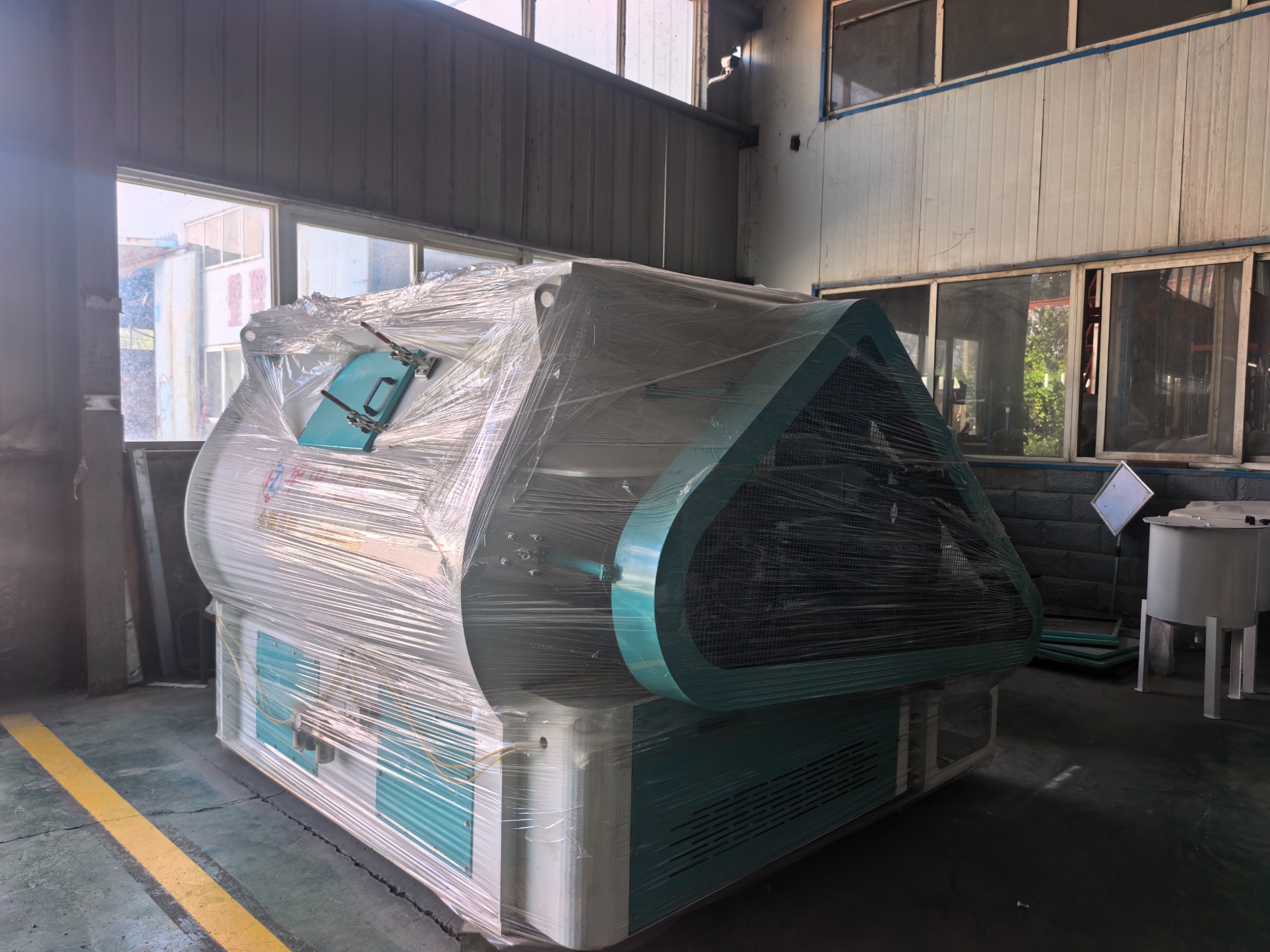 全自动饲料加工机组产线实拍