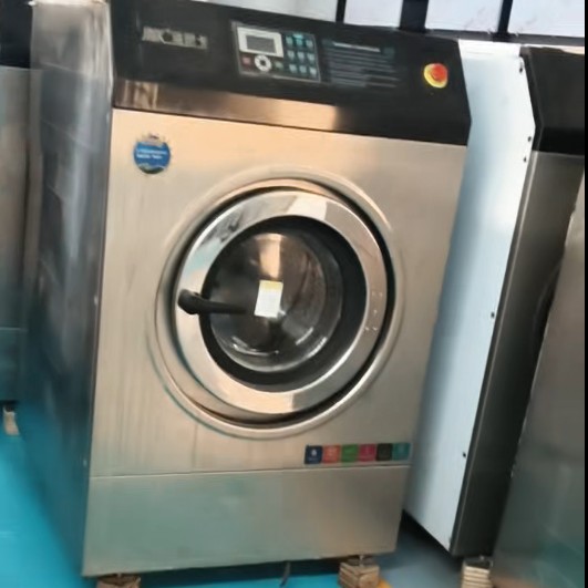 **洗鞋机设备实景图