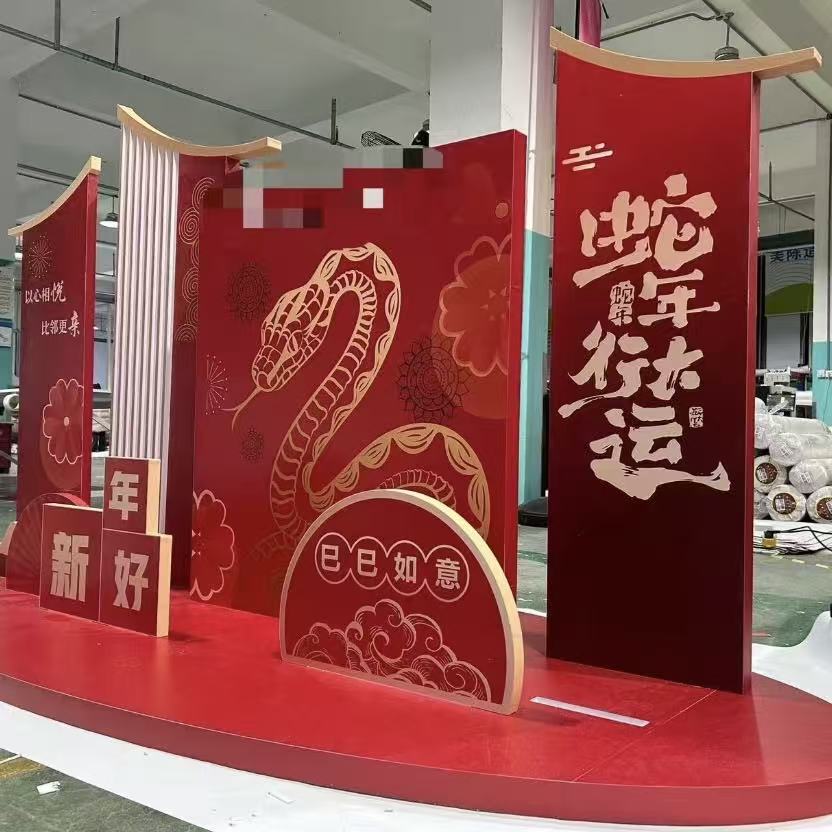 现代化广告生产加工车间实景