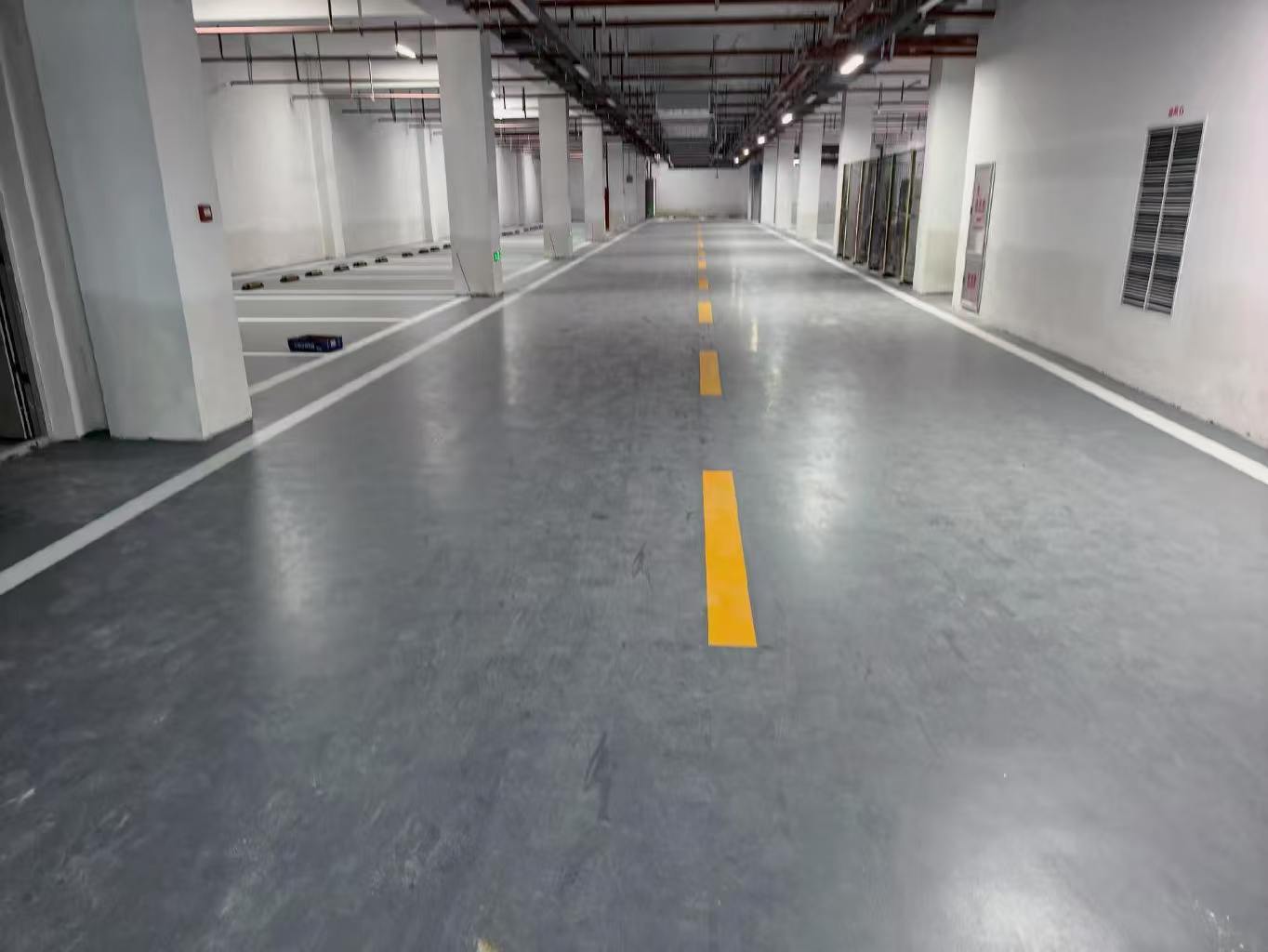 车间地坪施工实景
