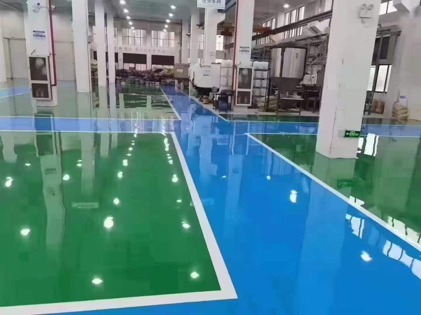 拼装地板现场铺设效果