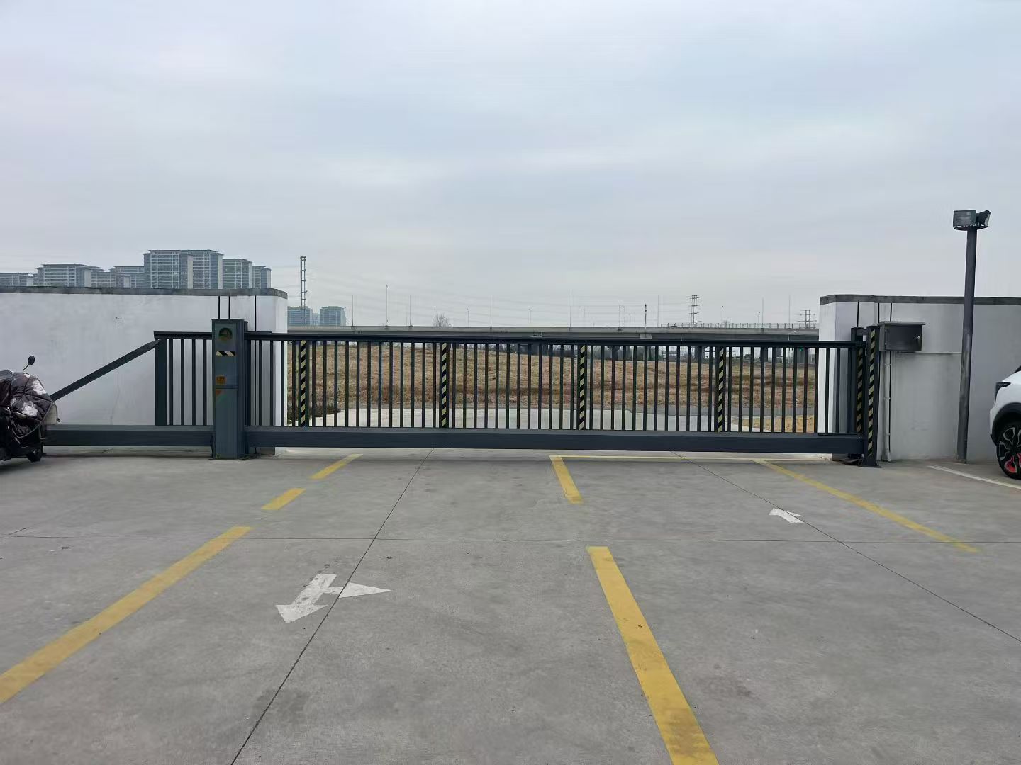 悬浮平移门结构示意图