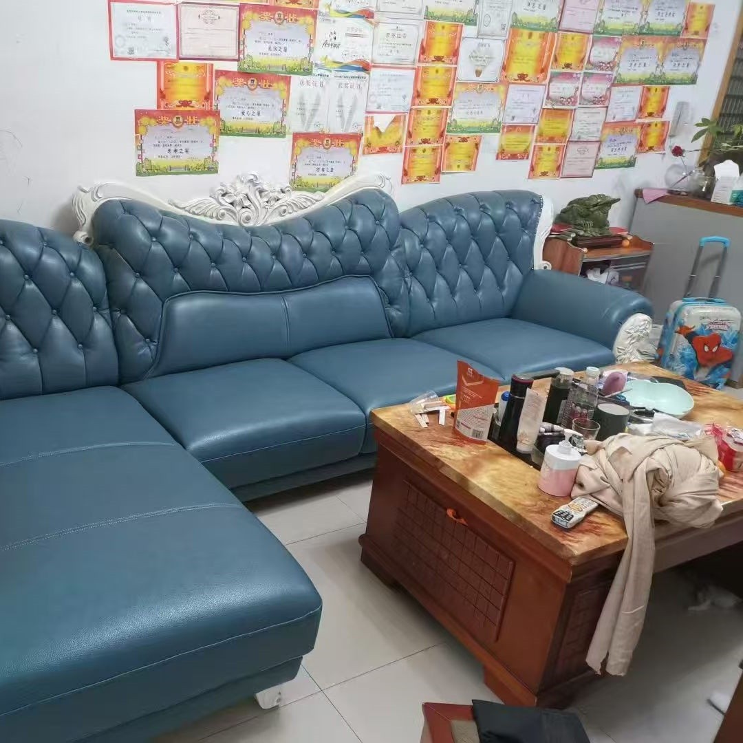 沙发翻新施工场景